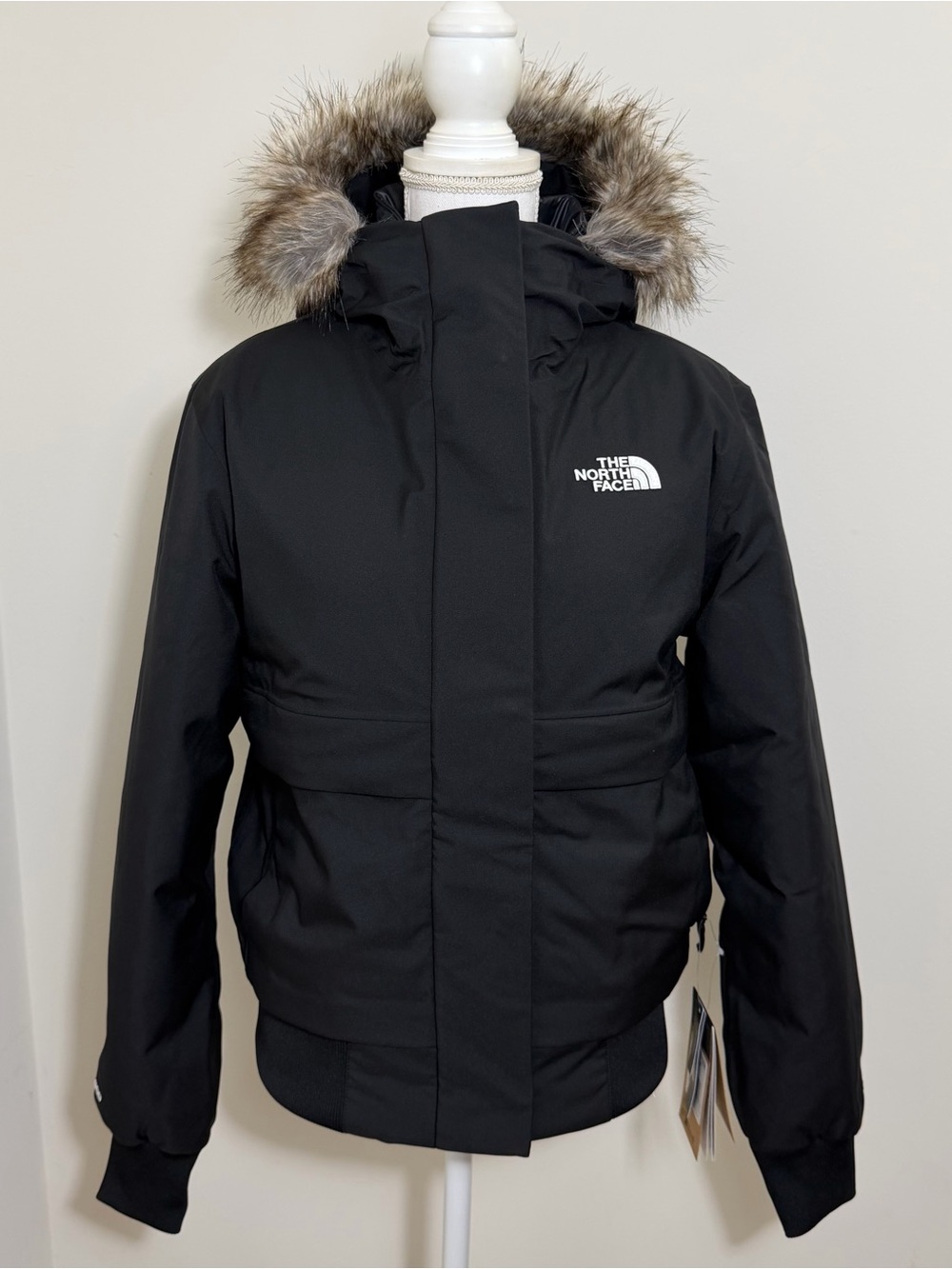 The North Face Women's Arctic Bomber Down Coat TNF Black Sz S NEW